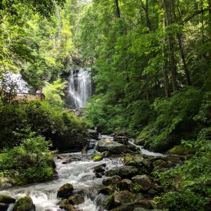 Dukes Creek Falls